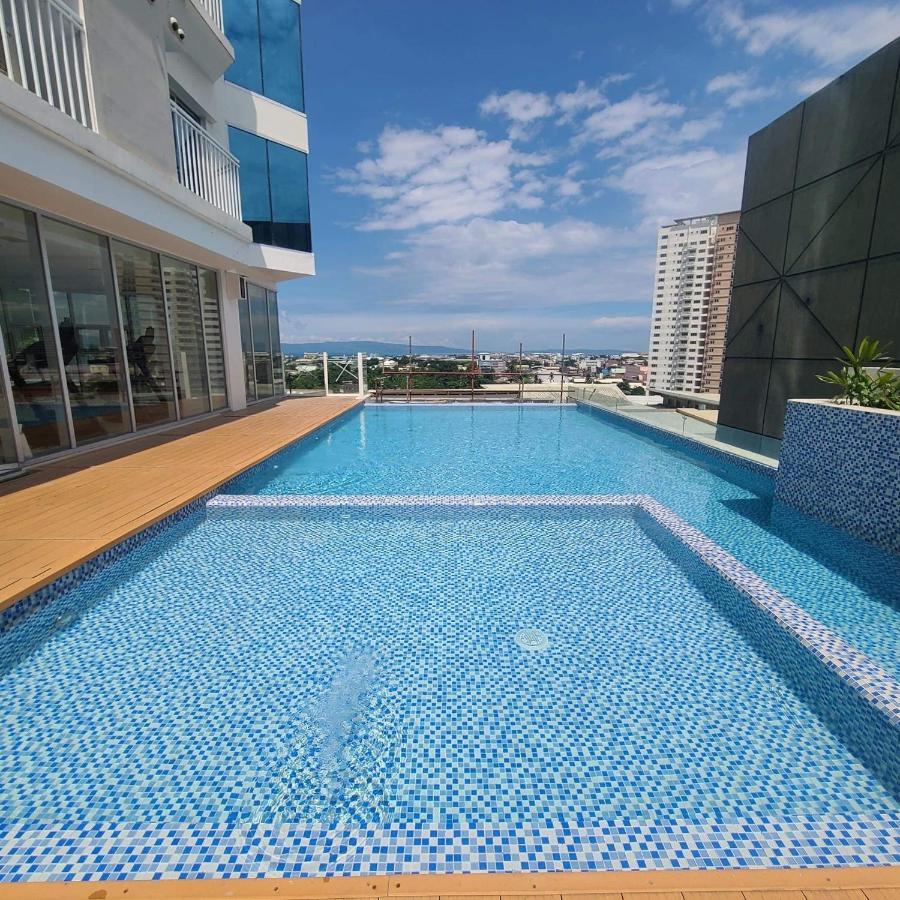 Aparthotel Inspiria Abreeza Davao Exterior foto